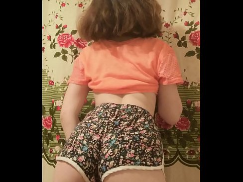 ❤️ מותק צעיר סקסי פושט את המכנסיים הקצרים במצלמה ❤❌ פורנו ב-iw.mailkassa.ru ️❤